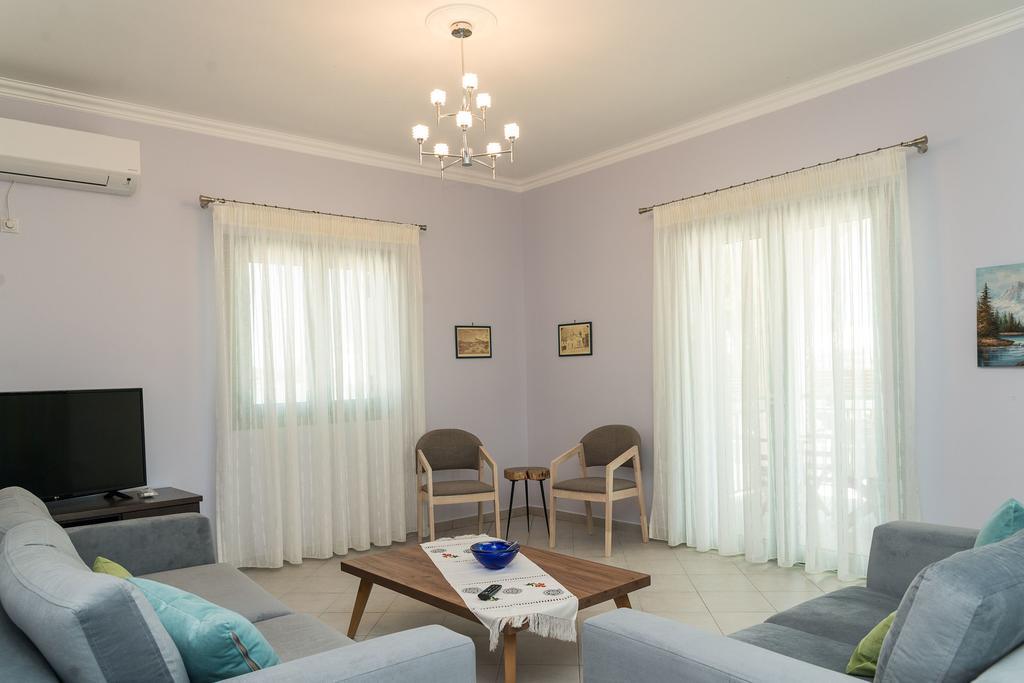 Kampos Villa *
